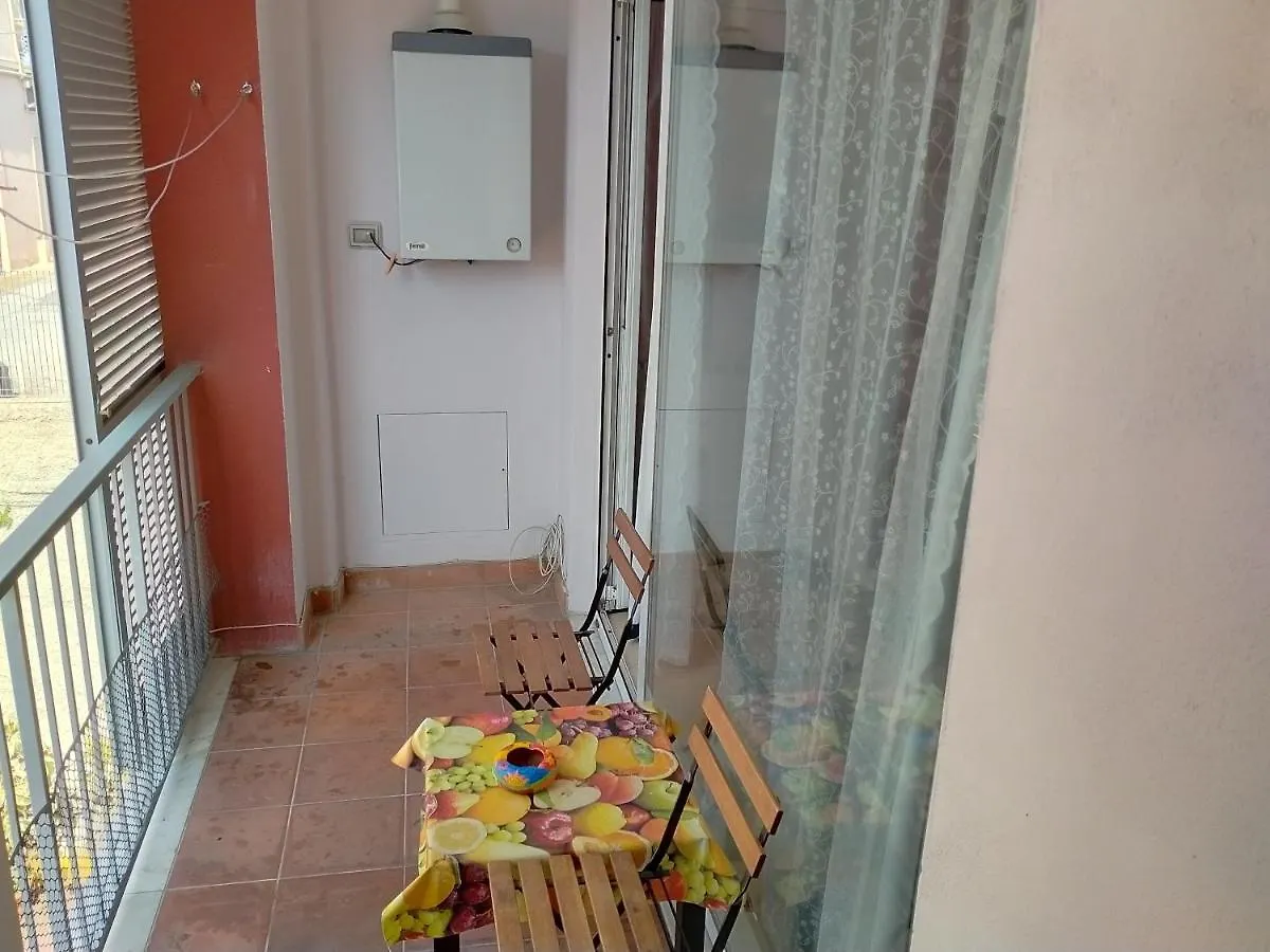Apartment Ferienwohnung Airport Alexander Genua